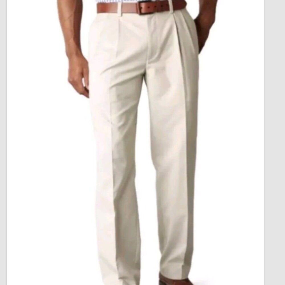New Men's Dockers Easy Khaki‎ Classic Fit  Pleated Pants 36x29 Light Beige